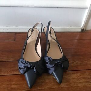 Jack Rogers Navy Satin Bow pointed slingback kitten heels